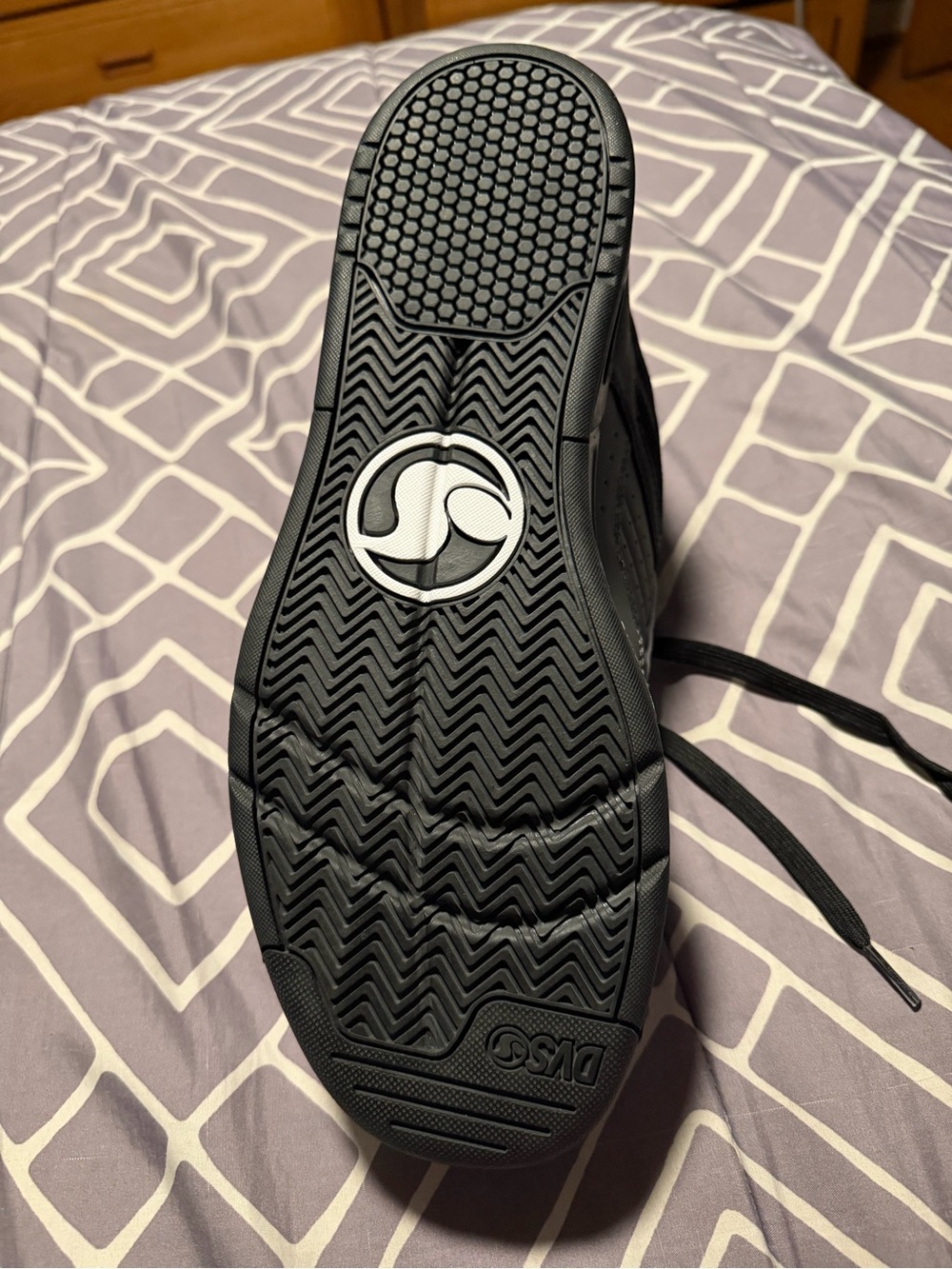 DVS Enduro Heir Size 12 - Picture 3 of 5